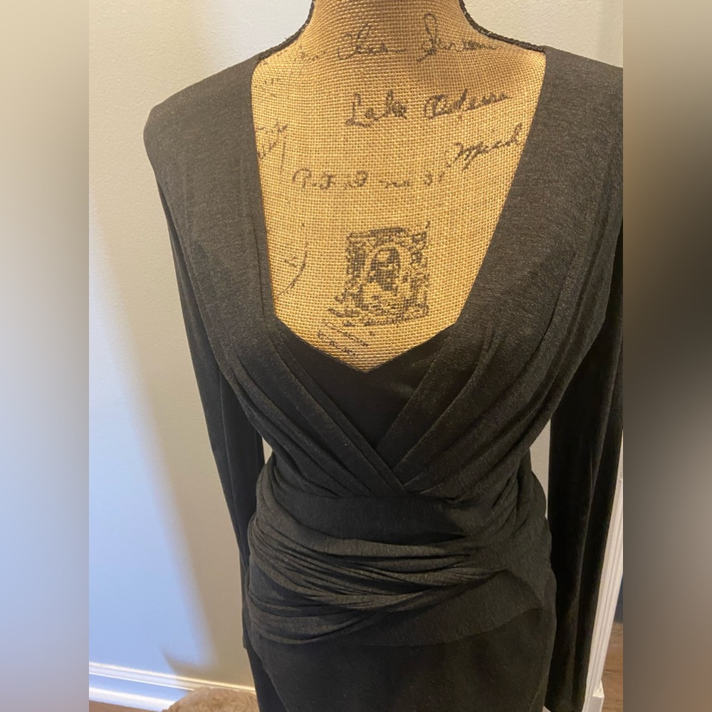 Gorgeous, beautifully draped vintage Donna Karen dress in charcoal gray. - Picture 5 of 6